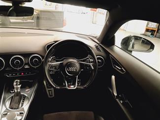 2017 Audi TT - Thumbnail