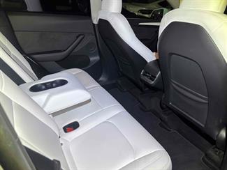 2024 Tesla Model Y - Thumbnail