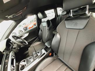 2017 Audi A4 - Thumbnail