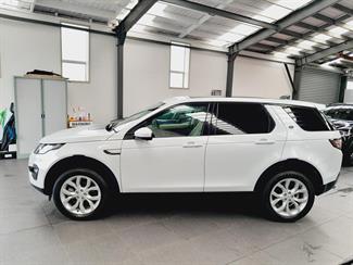 2017 Land Rover Discovery Sport - Thumbnail