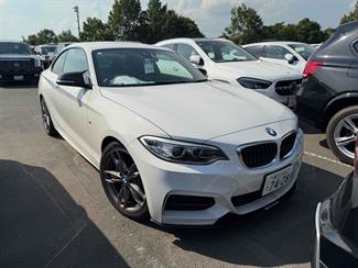 2015 BMW M235i - Thumbnail