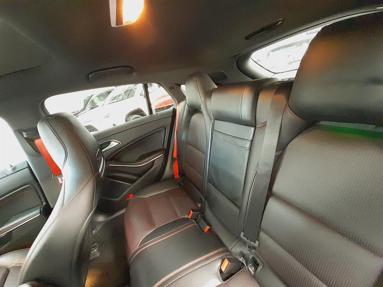 2017 Mercedes-Benz CLA 250