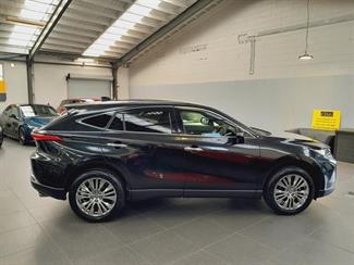 2020 Toyota Harrier - Thumbnail