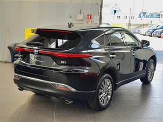 2020 Toyota Harrier - Thumbnail