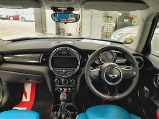 2015 Mini Cooper - Thumbnail