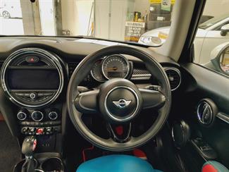 2015 Mini Cooper - Thumbnail