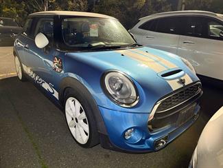 2015 Mini Cooper - Thumbnail