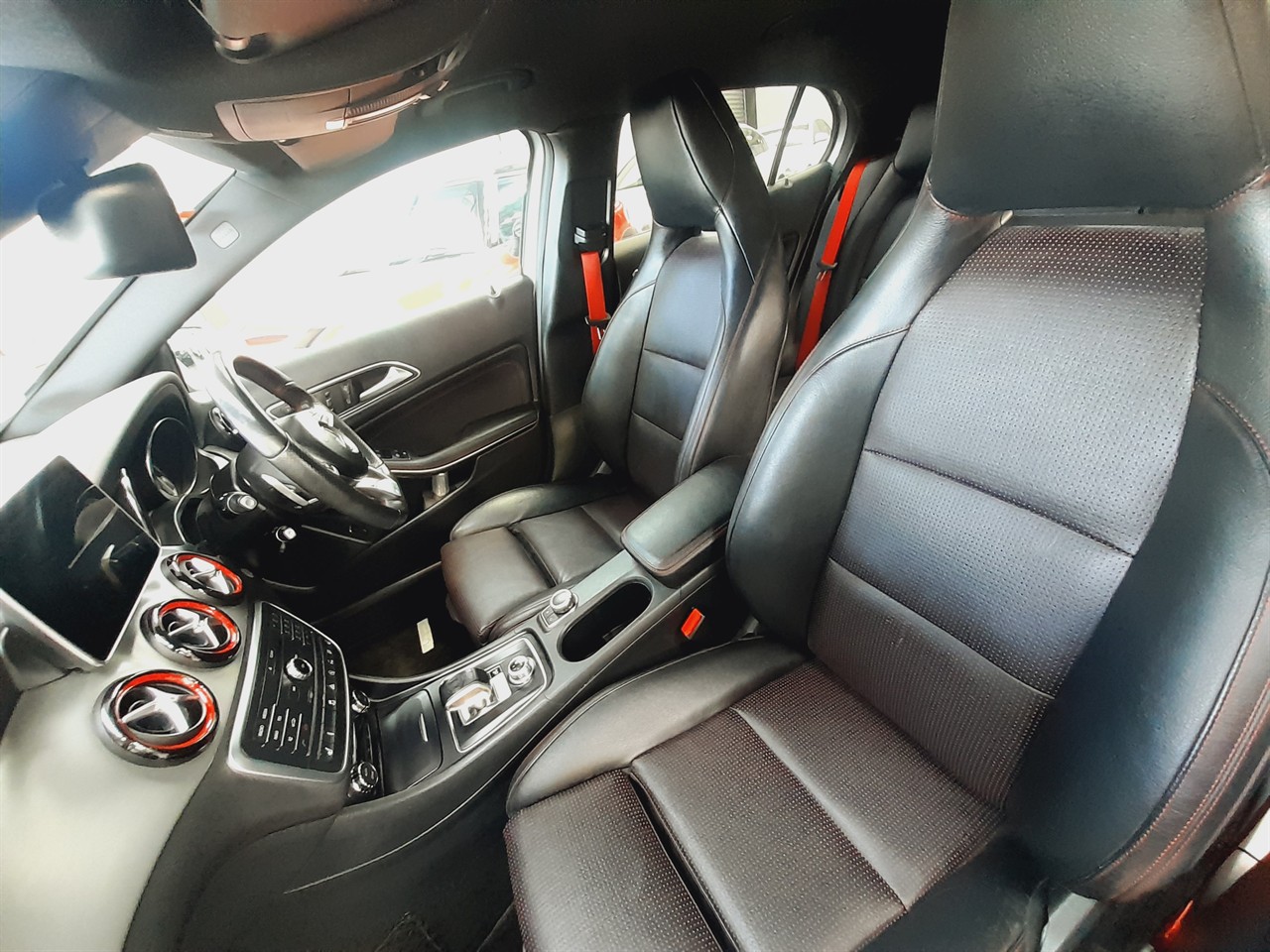 2016 Mercedes-Benz GLA 45