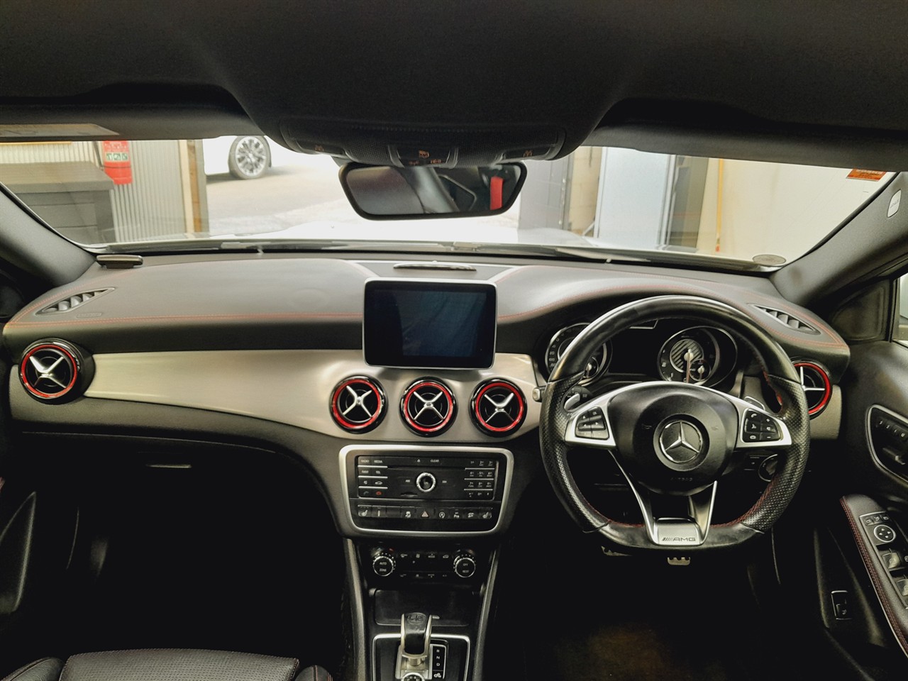 2016 Mercedes-Benz GLA 45