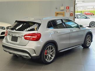2016 Mercedes-Benz GLA 45 - Thumbnail