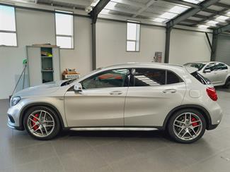 2016 Mercedes-Benz GLA 45 - Thumbnail