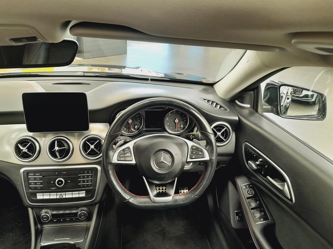 2018 Mercedes-Benz CLA 180