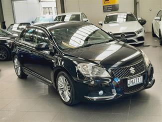 2015 Suzuki Kizashi - Thumbnail