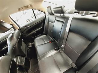 2015 Suzuki Kizashi - Thumbnail
