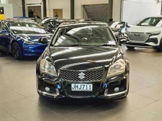 2015 Suzuki Kizashi - Thumbnail