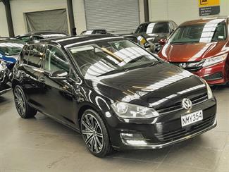 2013 Volkswagen Golf - Thumbnail