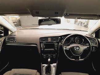 2013 Volkswagen Golf - Thumbnail