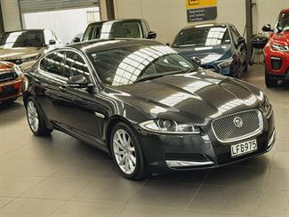 2013 Jaguar XF - Thumbnail