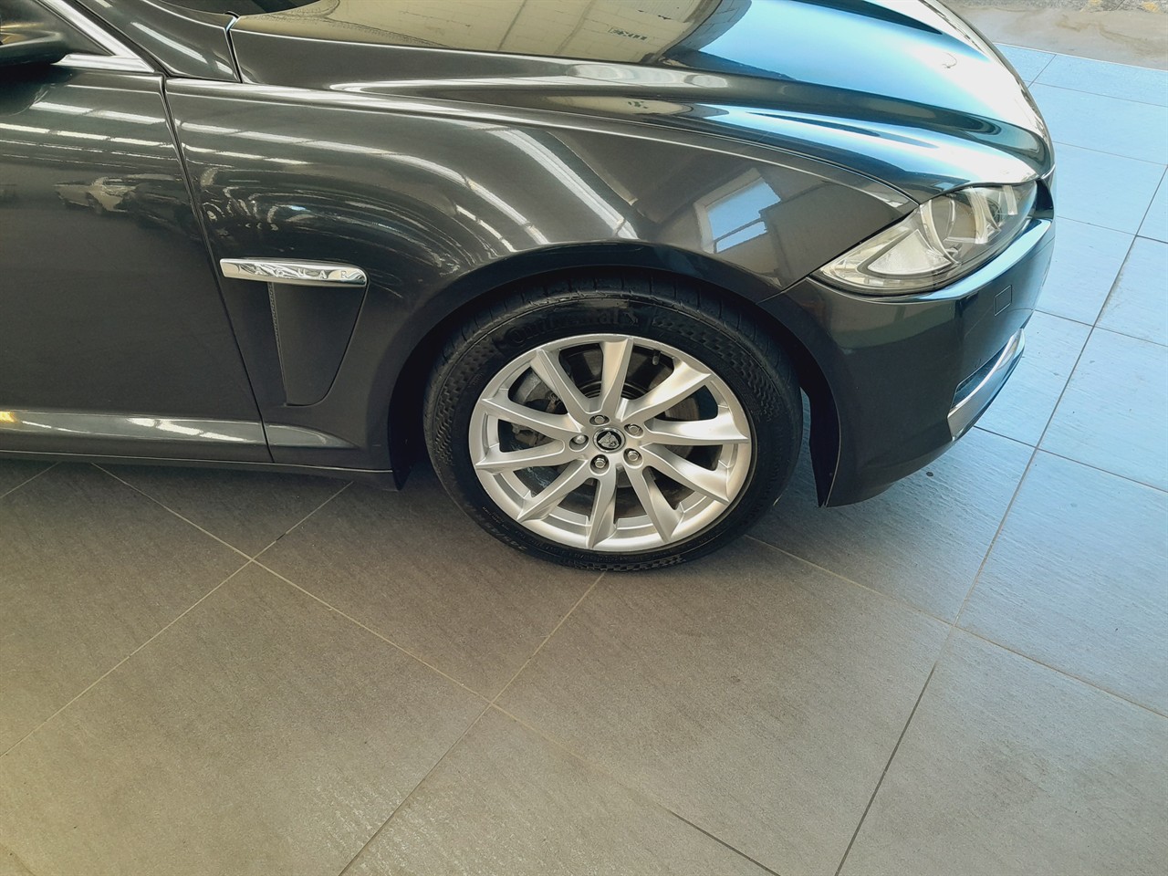 2013 Jaguar XF