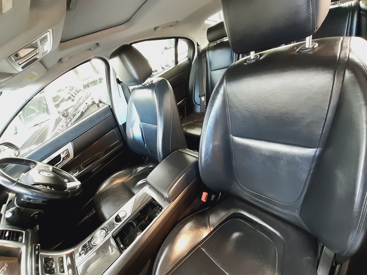 2013 Jaguar XF