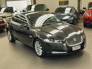 2013 Jaguar XF - Thumbnail