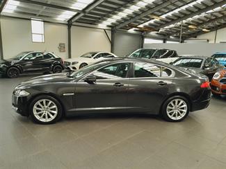 2013 Jaguar XF - Thumbnail
