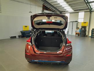 2022 Nissan Leaf - Thumbnail