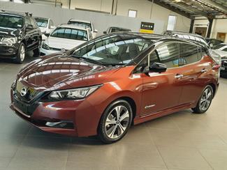 2022 Nissan Leaf - Thumbnail