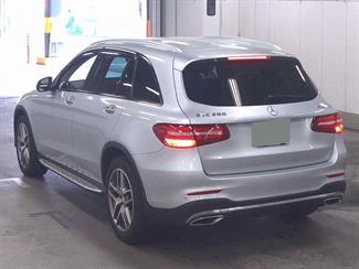 2016 Mercedes-Benz GLC 250 - Thumbnail