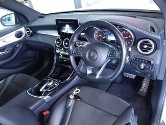 2016 Mercedes-Benz GLC 250 - Thumbnail