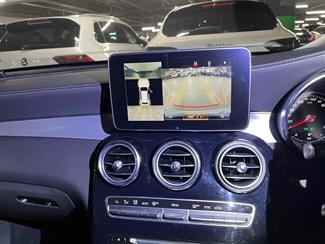2016 Mercedes-Benz GLC 250 - Thumbnail
