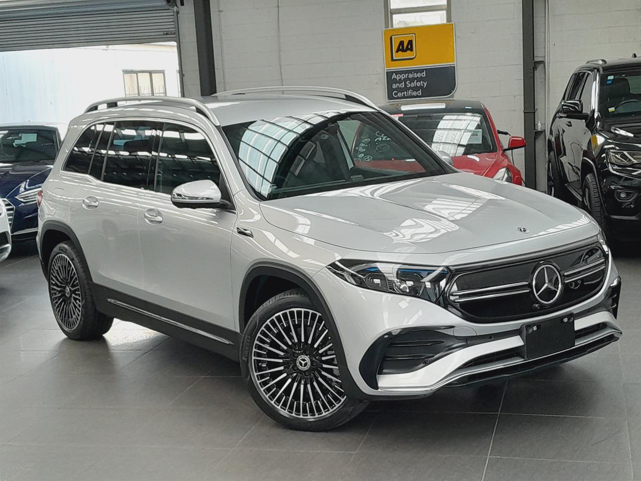 2022 Mercedes-Benz EQB