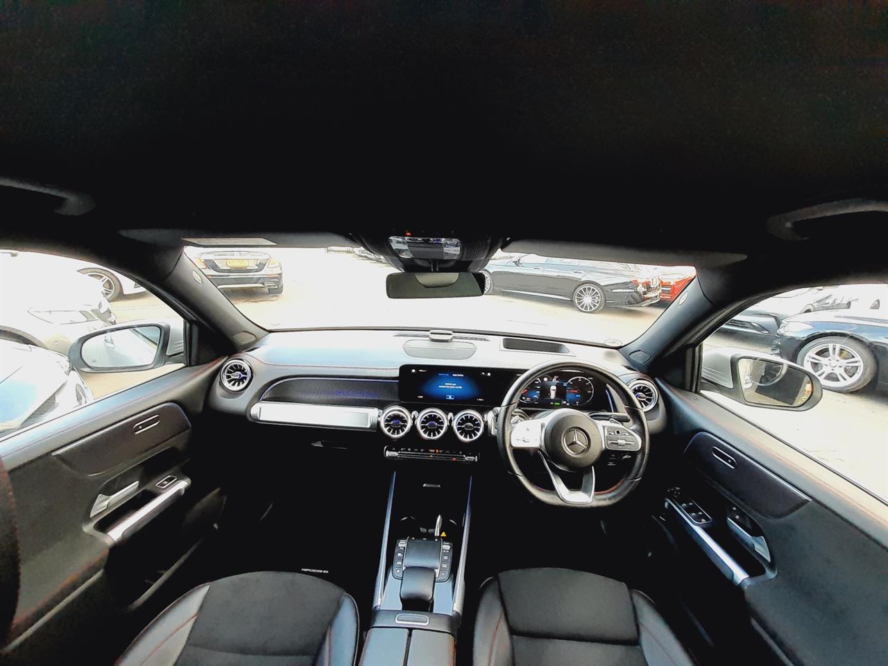 2022 Mercedes-Benz EQB