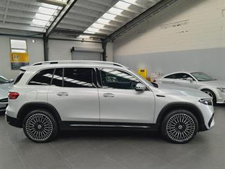 2022 Mercedes-Benz EQB - Thumbnail