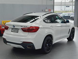 2015 BMW X6 - Thumbnail