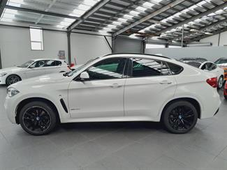 2015 BMW X6 - Thumbnail