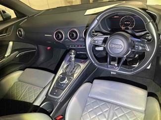 2017 Audi TTS - Thumbnail