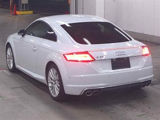 2017 Audi TTS - Thumbnail