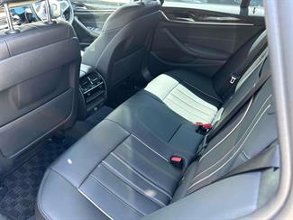 2020 BMW 523i - Thumbnail