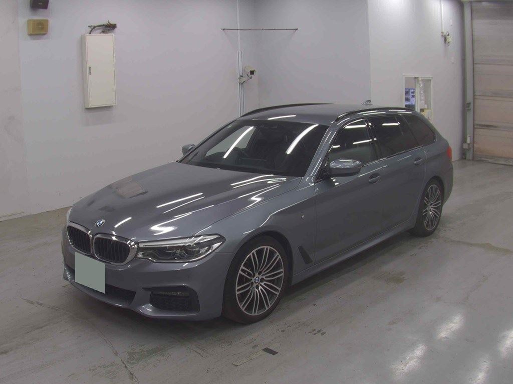 2020 BMW 523i