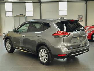 2017 Nissan X-Trail - Thumbnail