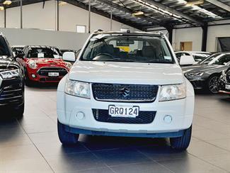 2013 Suzuki Grand Vitara - Thumbnail