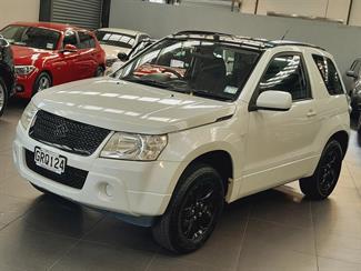 2013 Suzuki Grand Vitara - Thumbnail