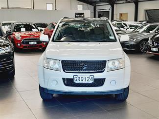 2013 Suzuki Grand Vitara - Thumbnail