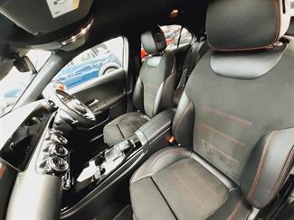 2020 Mercedes-Benz A 180 - Thumbnail