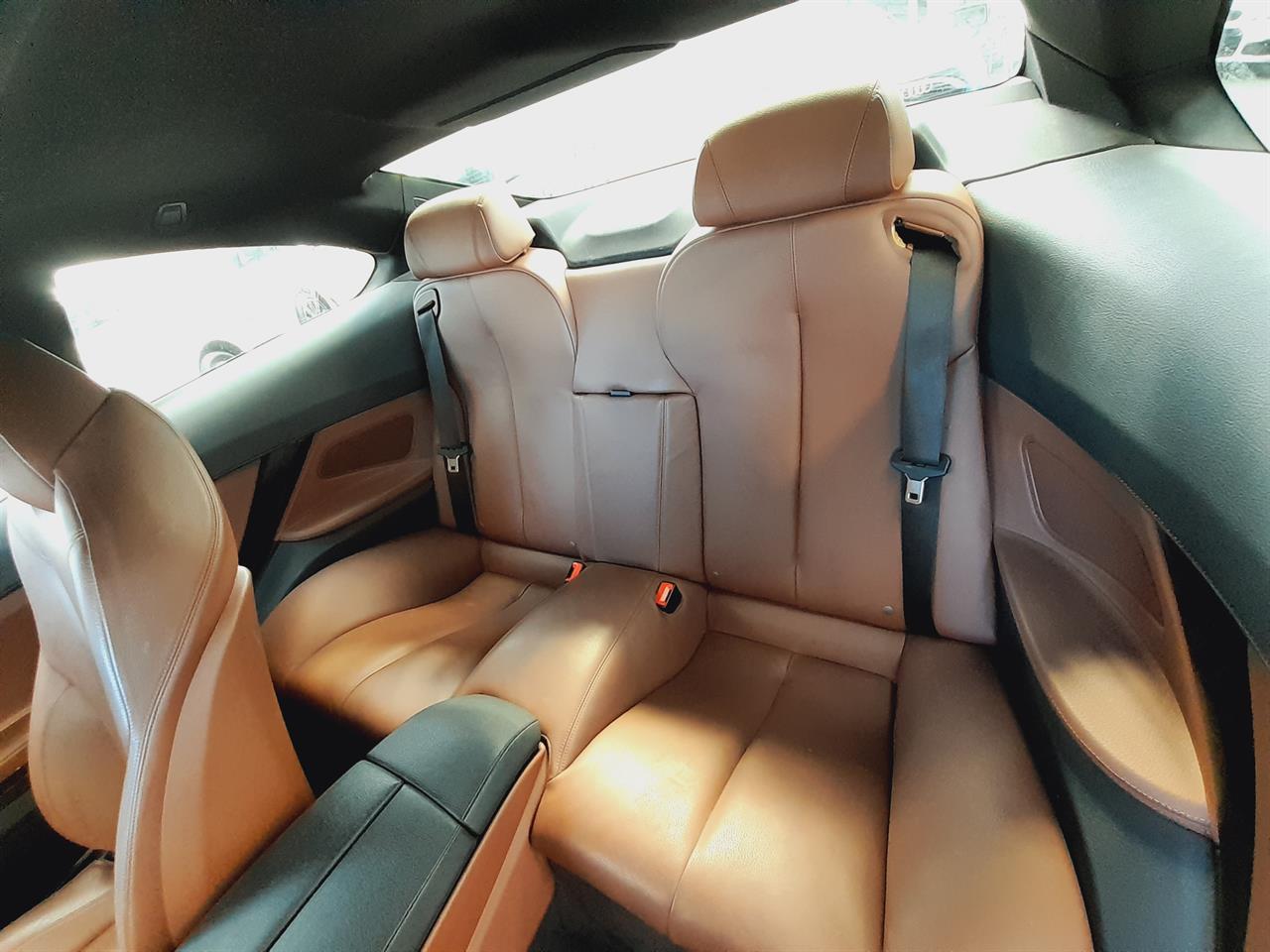 2015 BMW 640i