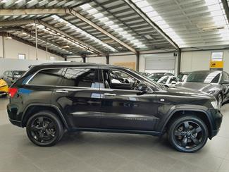 2012 Jeep Grand Cherokee - Thumbnail