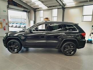 2012 Jeep Grand Cherokee - Thumbnail