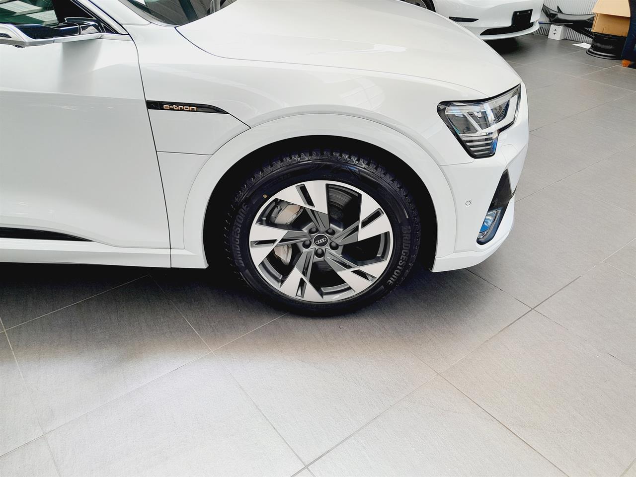 2021 Audi E-tron