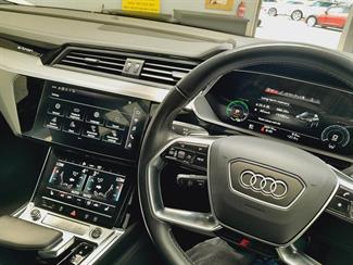 2021 Audi E-tron - Thumbnail